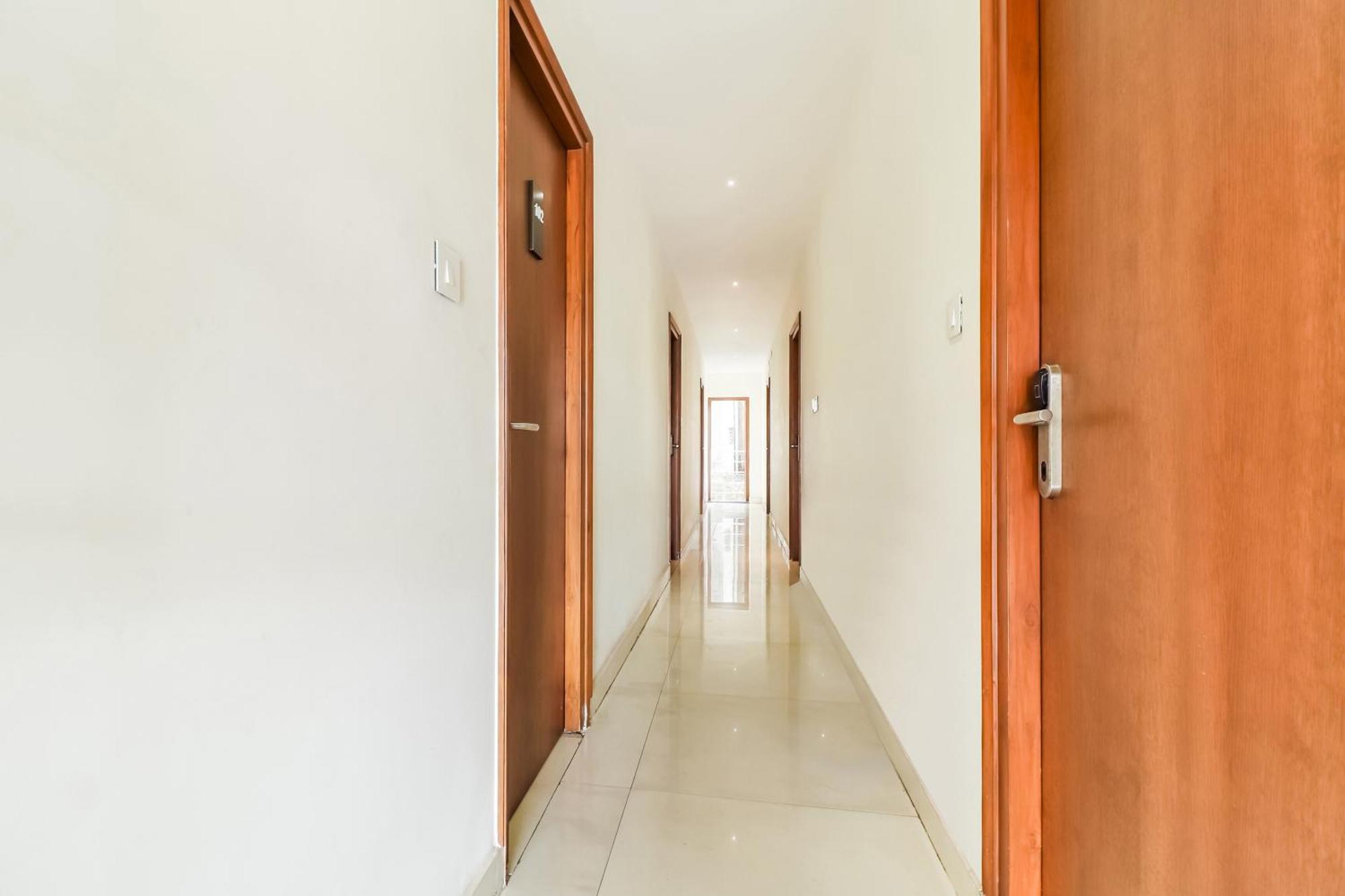 מלון ויסאקפאטנם Super Townhouse Rcc Lamps מראה חיצוני תמונה